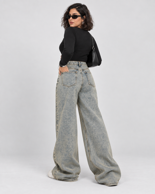 Dirty Washed Wide Leg Jeans - WDE 04